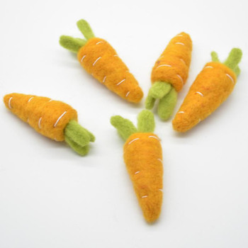 Handmade Wool Felt Carrots - 5 Large Handmade Wool Felt Carrots Handmade Wool Felt Carrots - 5 Large Handmade Wool Felt Carrots