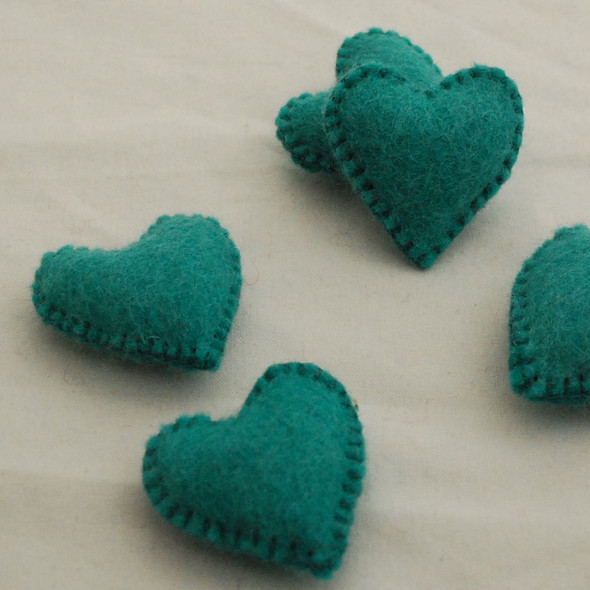 100% Wool Felt Fabric Hand Sewn / Stitched Felt Heart - 4 Count - approx 5.5cm - Teal