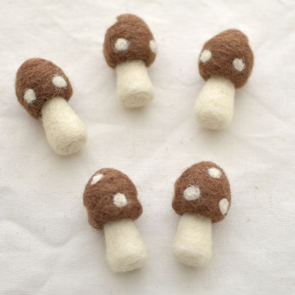 100% Wool Felt Mushrooms Toadstools - 5 Count - 4.5cm - Light Brown