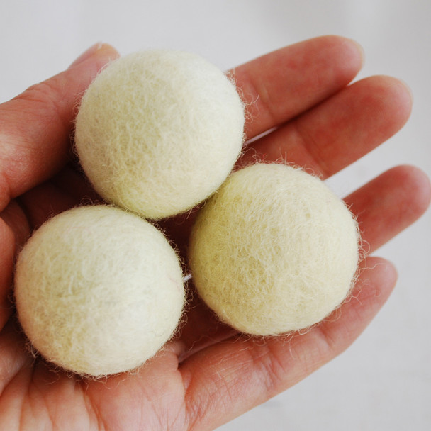 100% Wool Felt Balls - 10 Count - 3cm - Cream