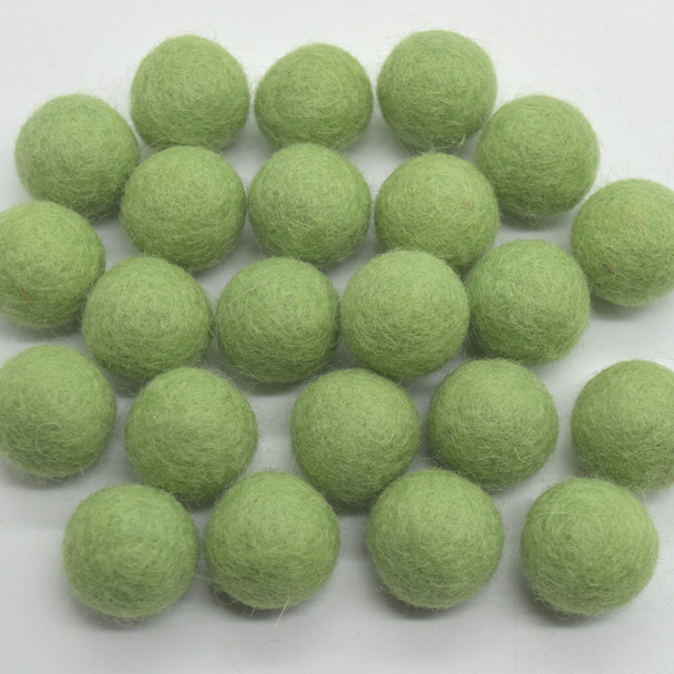 100% Wool Felt Balls - 2cm - Grass Green - 20 Count / 100 Count