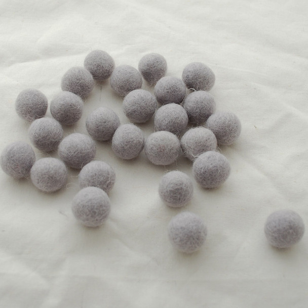100% Wool Felt Balls - 1.5cm - Light Silver Grey - 25 Count / 100 Count