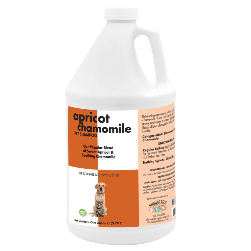 Showseason Apricot Chamomile Shampoo Gallon