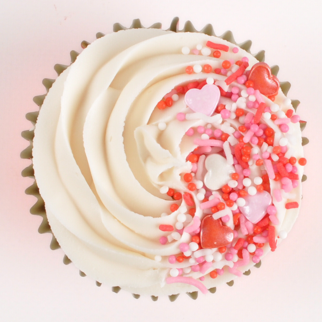 Queen of Hearts Sprinkle Mix 80g