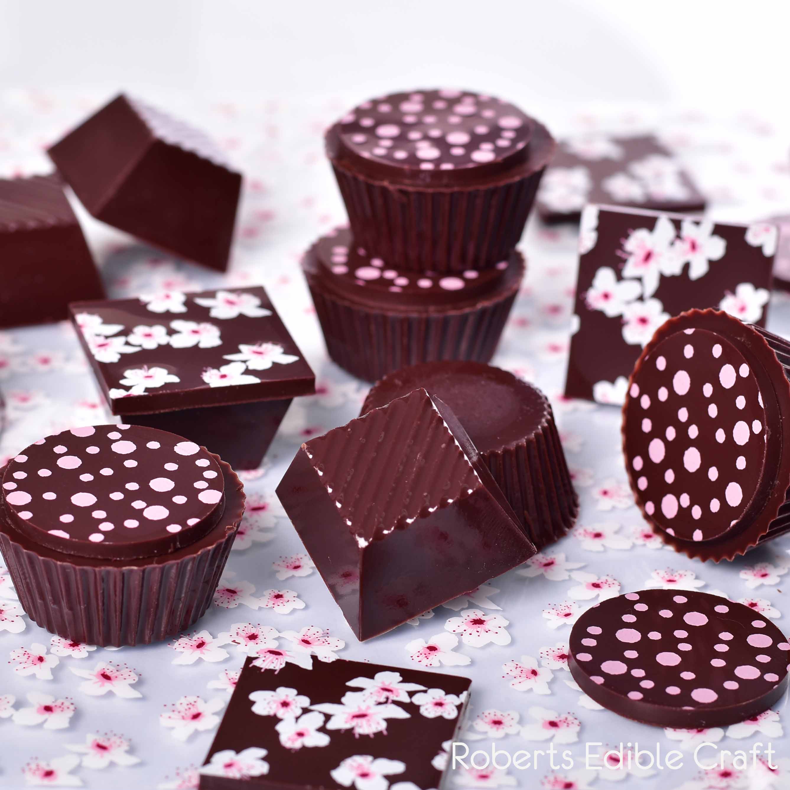 2019-roberts-mould-21-chocolates.jpg