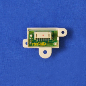 TOSHIBA 6LE58079000 Toner Sensor Holder