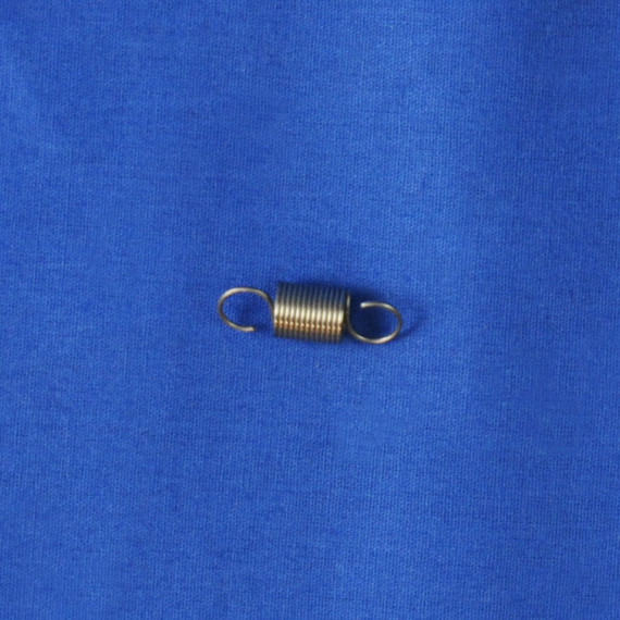 TOSHIBA 6LH51228000 Side Cover Spring