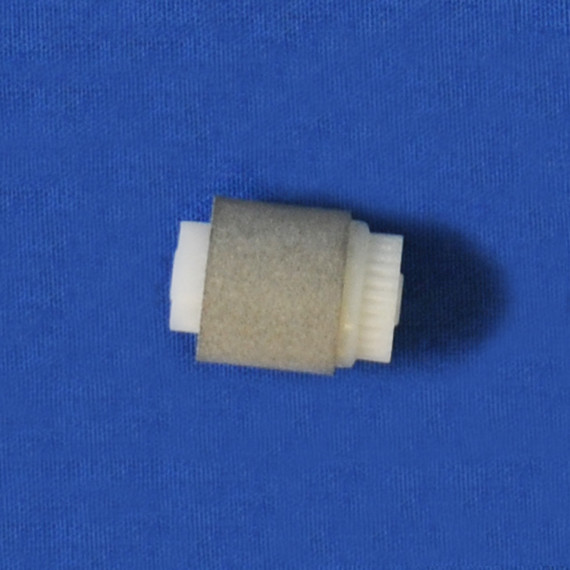  FC9-3319 Roller, Rear