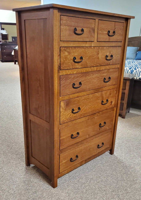 Amish North Pole Quartersawn Oak 6 Drawer Chest Amish North Pole Quartersawn Chest