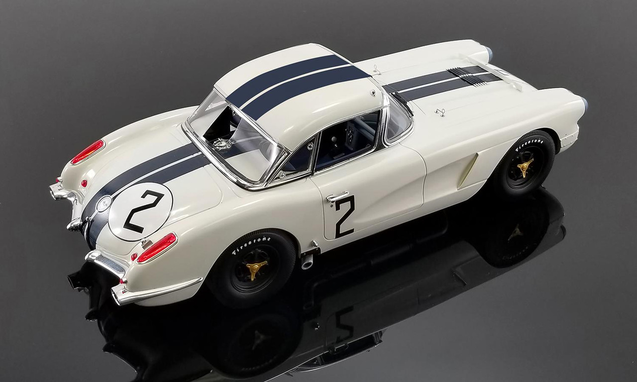 2 CUNNINGHAM Diecast 1960 CHEVROLET CORVETTE - 1960 24 HOURS OF LE