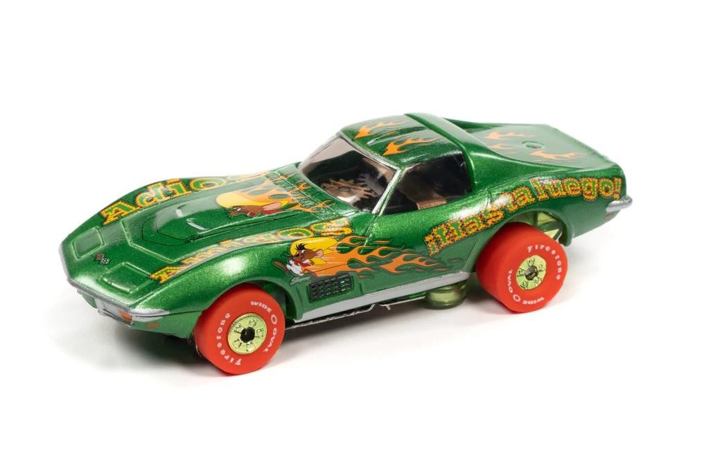 Auto World Diecast ThunderJet R33 Looney Tunes Electric Slot Car