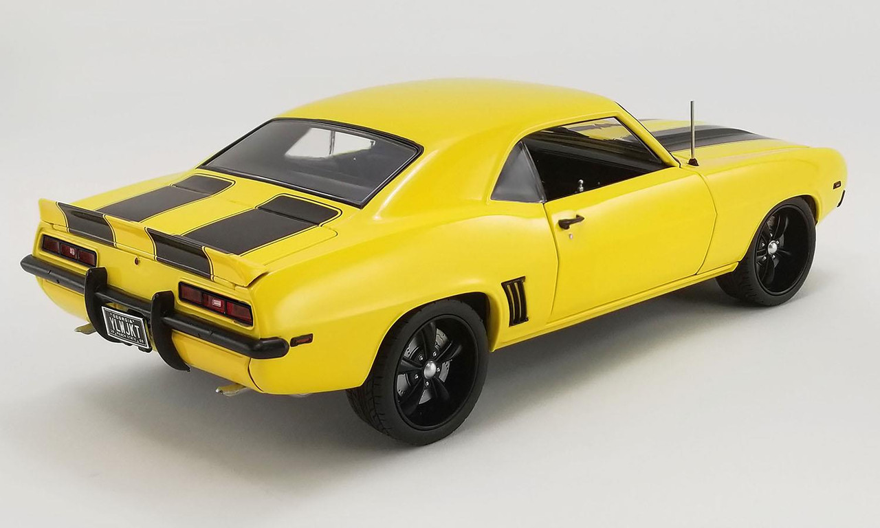 New Acme Diecast 1:18 1969 Chevrolet Camaro Street Fighter