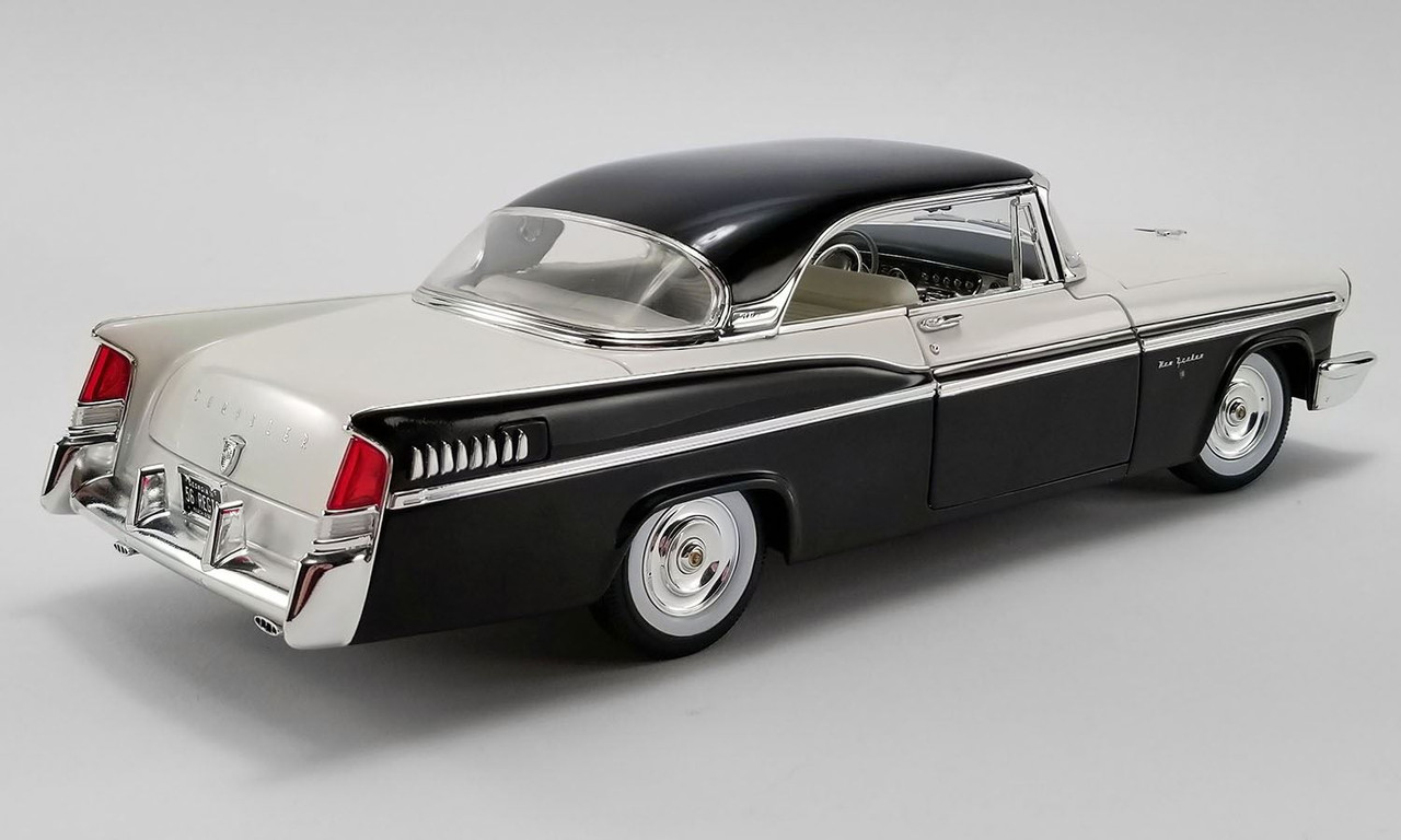 Acme Diecast 1:18 Scale 1956 Chrysler New Yorker St. Regis - White