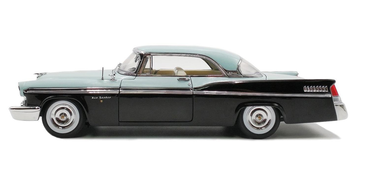 No198ミニカー1/18 ACME Chrysler St. Regis 1956 Chrysler New Yorker St. Regis, Copper/Bronze Red - Acme