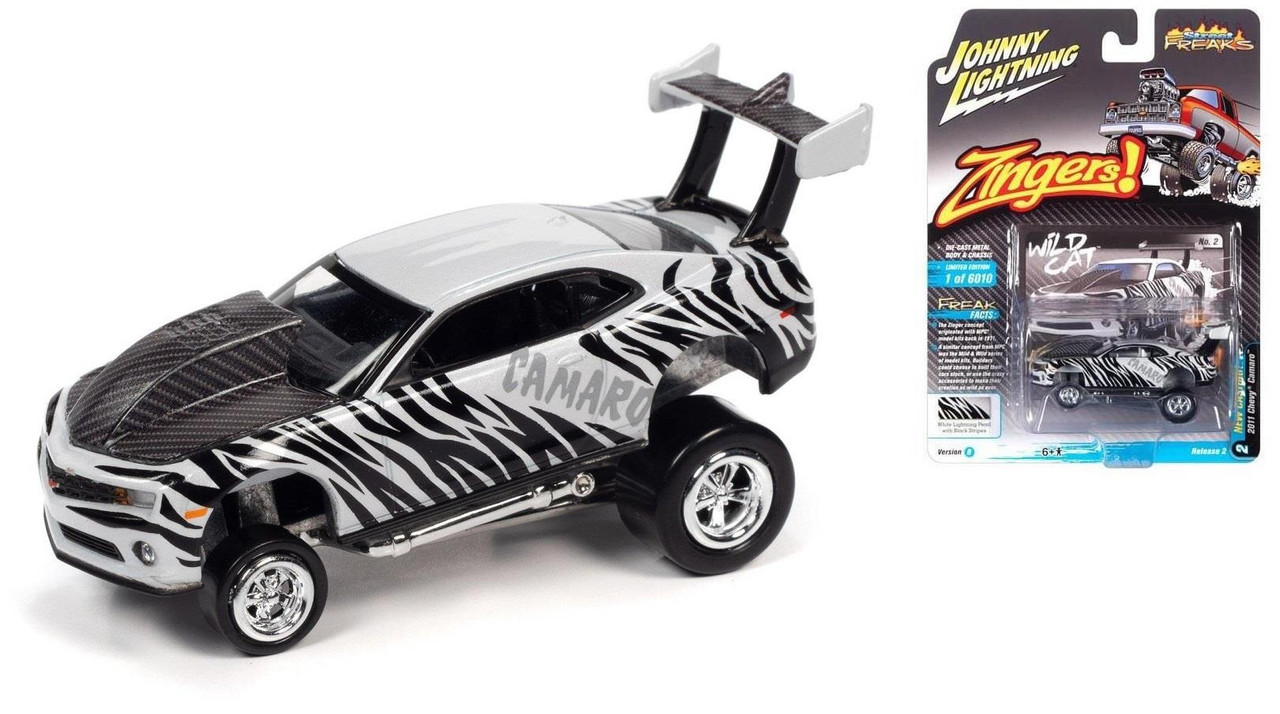 Johnny Lightning 1:64 Scale 2021 Street Freaks - 2011 Chevy