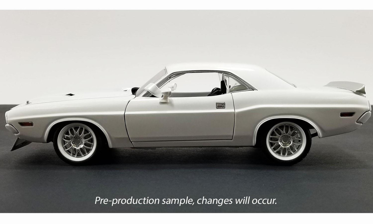 Acme 1:18 Scale 1970 Dodge Challenger Street Fighter - Kowalski