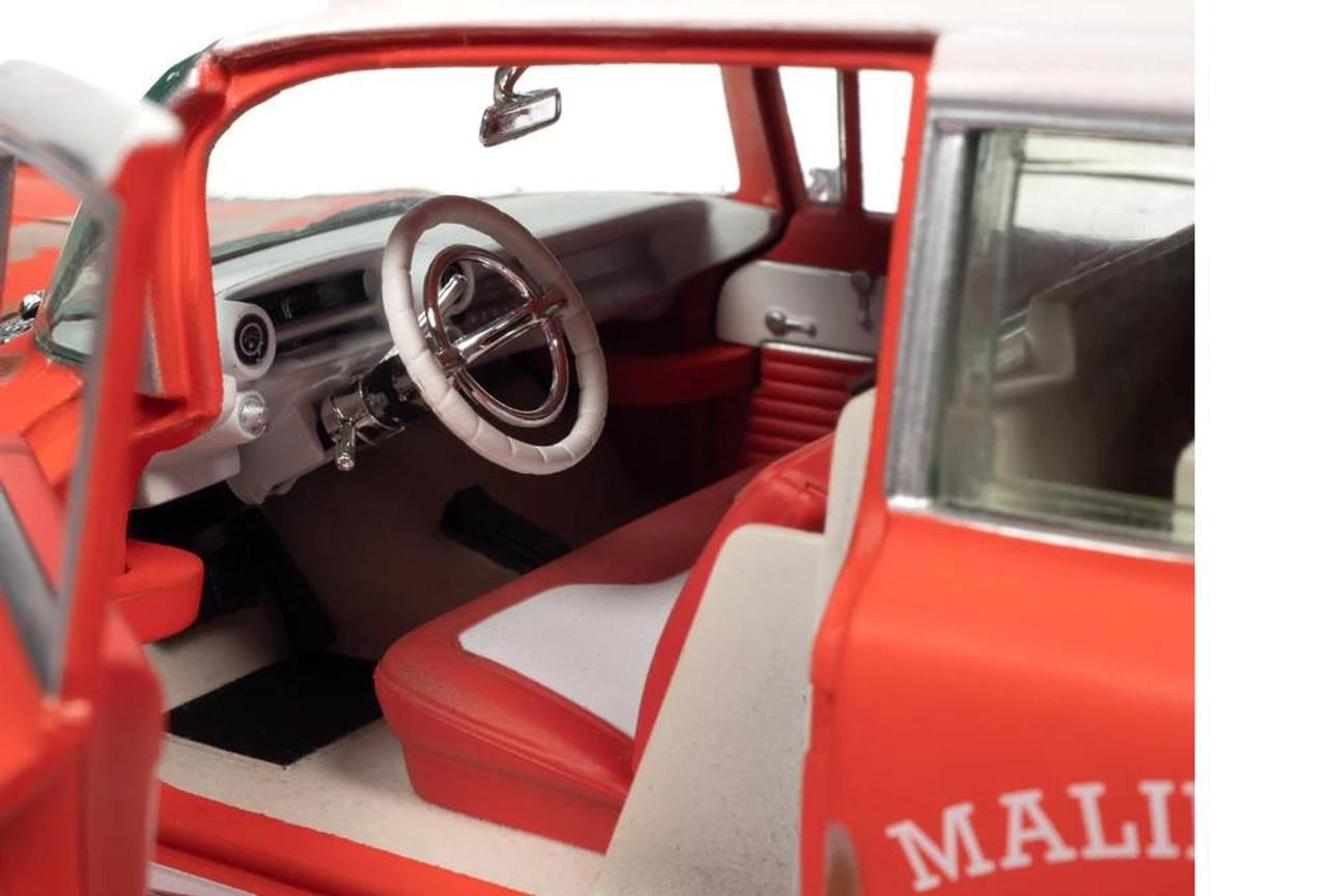 Auto World 1:18 Scale 1959 Cadillac Eldorado Ambulance Surf