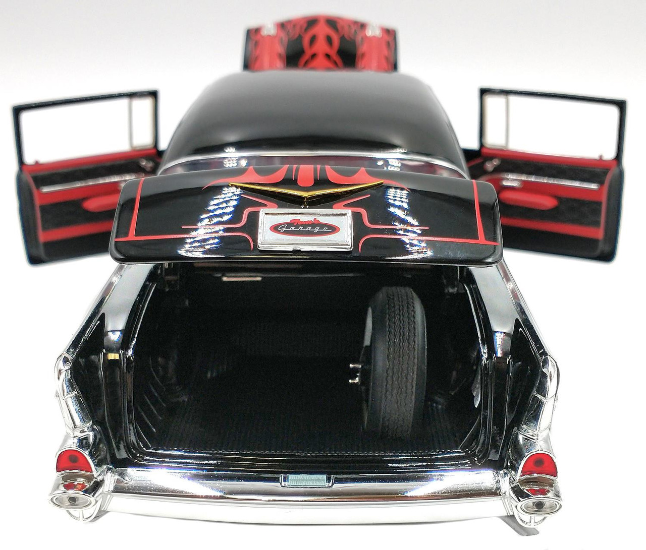 Amazon.com: Auto World 1957 Chevrolet Bel Air Convertible 1