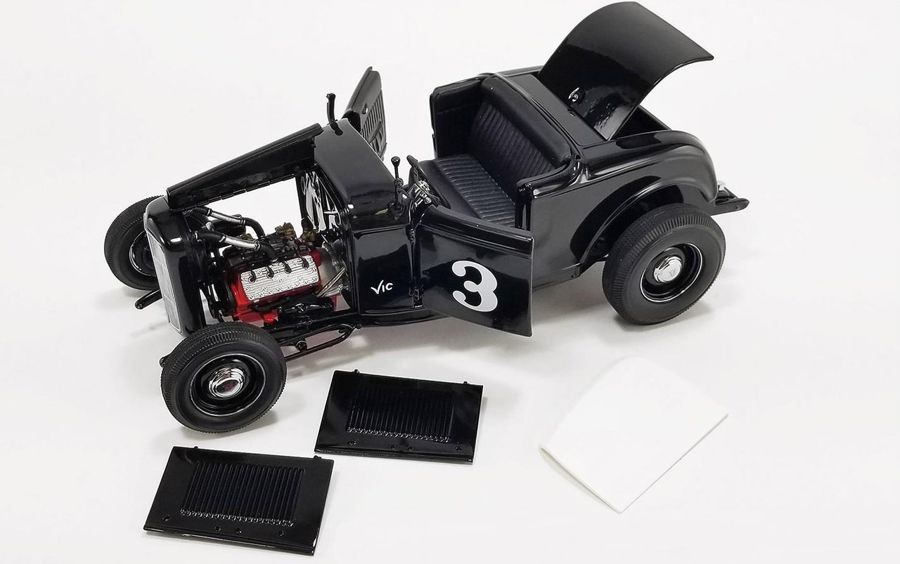 Acme 1:18 Scale #3 1932 Ford Salt Flat Roadster - Vic Edelbrock