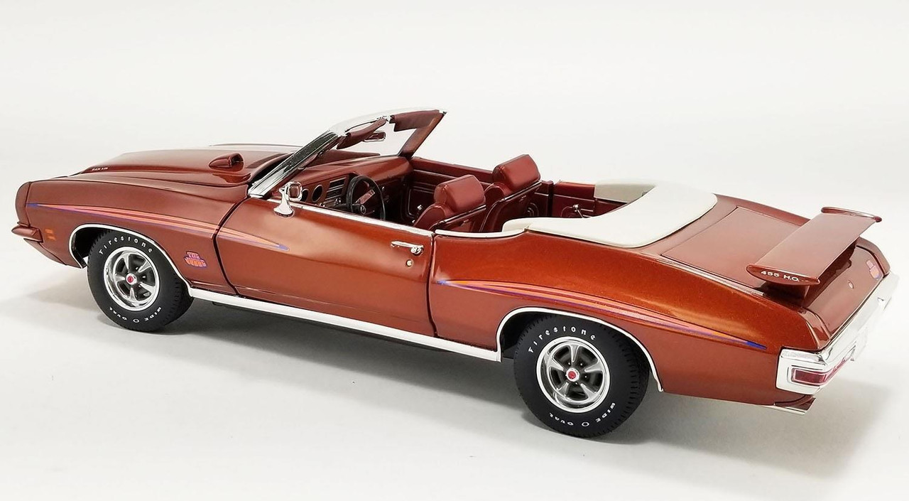 Acme 1:18 Scale 1971 Pontiac GTO Judge Convertible (Castilian 