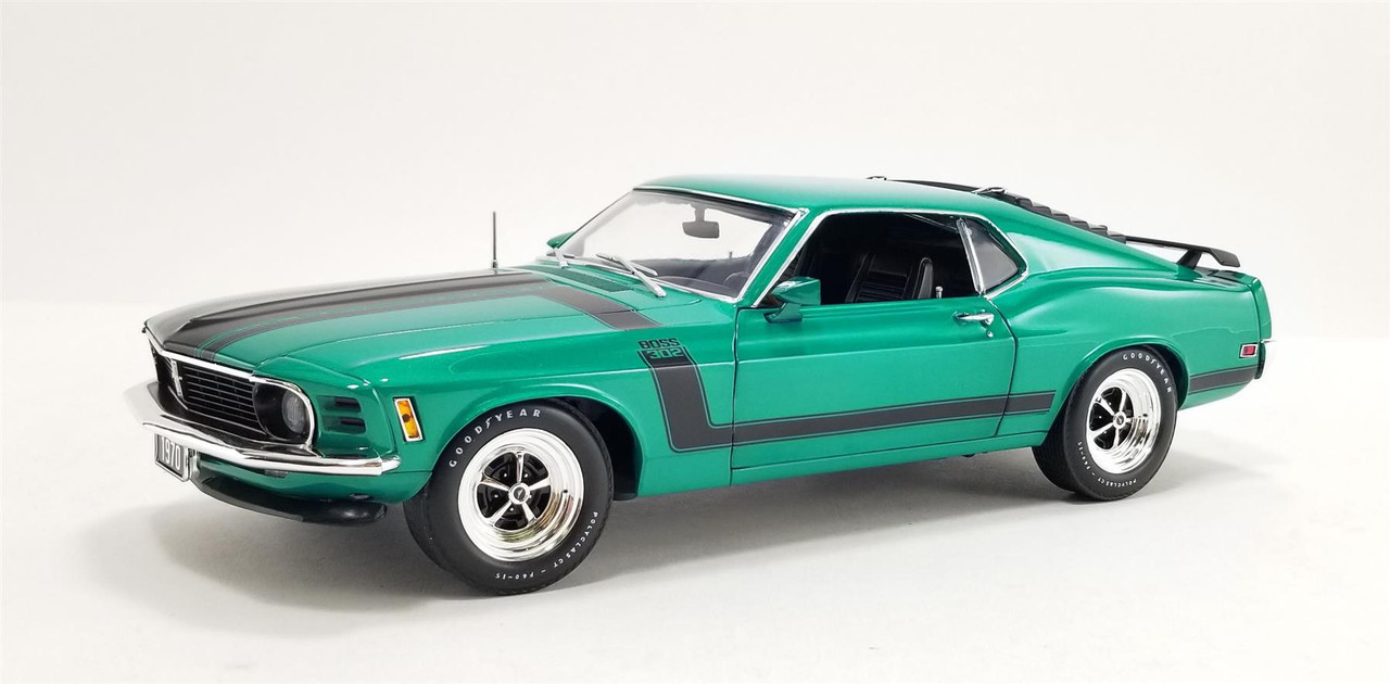 Acme Retro Hobby Exclusive 1:18 Scale 1970 Ford Mustang Boss 302 (Grabber  Green) A1801867RH