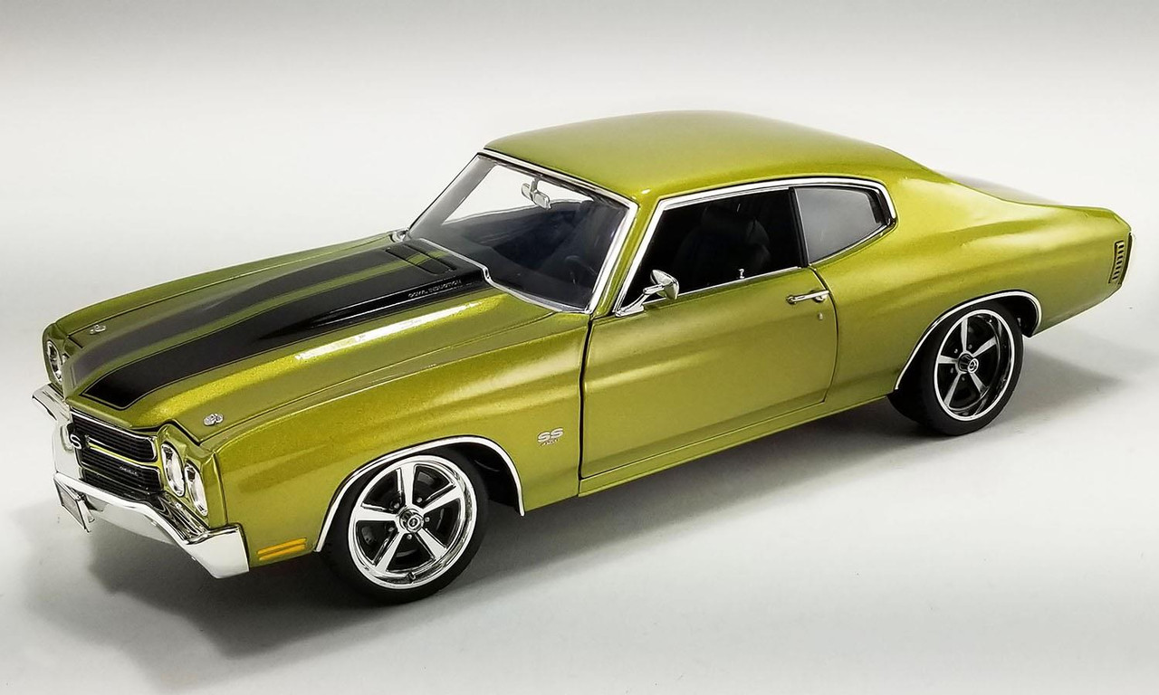1970 Chevrolet Chevelle ミニカー Acme 1:18 Scale 1970 Chevrolet Chevelle SS Restomod - Citrus Green