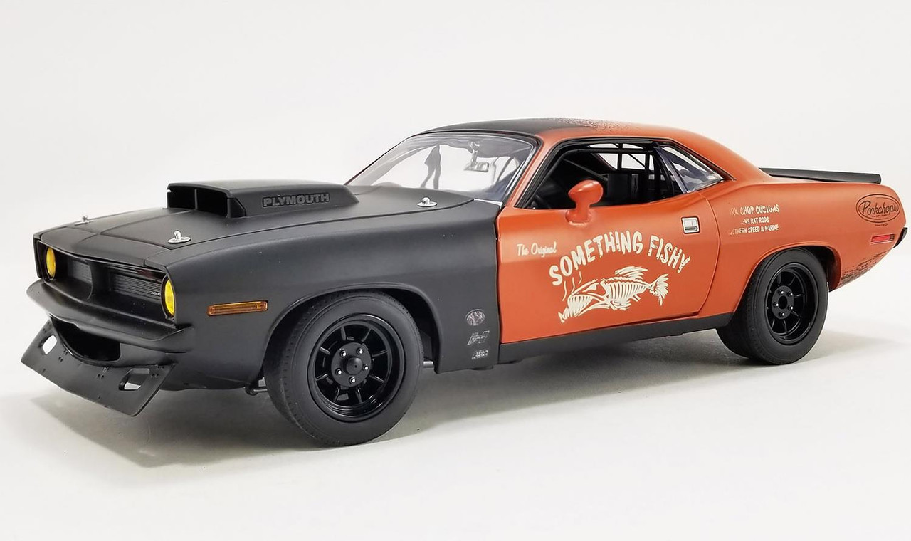 Acme 1:18 Scale 1971 Plymouth Hemi Cuda - Pork Chop's Somethin Fishy  A1806131