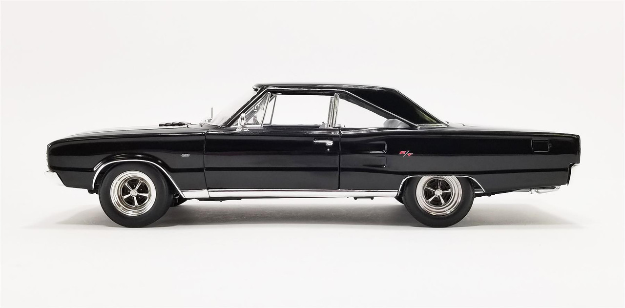 ミニカー Highway61 1967 Dodge Coronet R/T 1:18 1967 Dodge Coronet R/T Highway 61 Diecast 1:18 Car