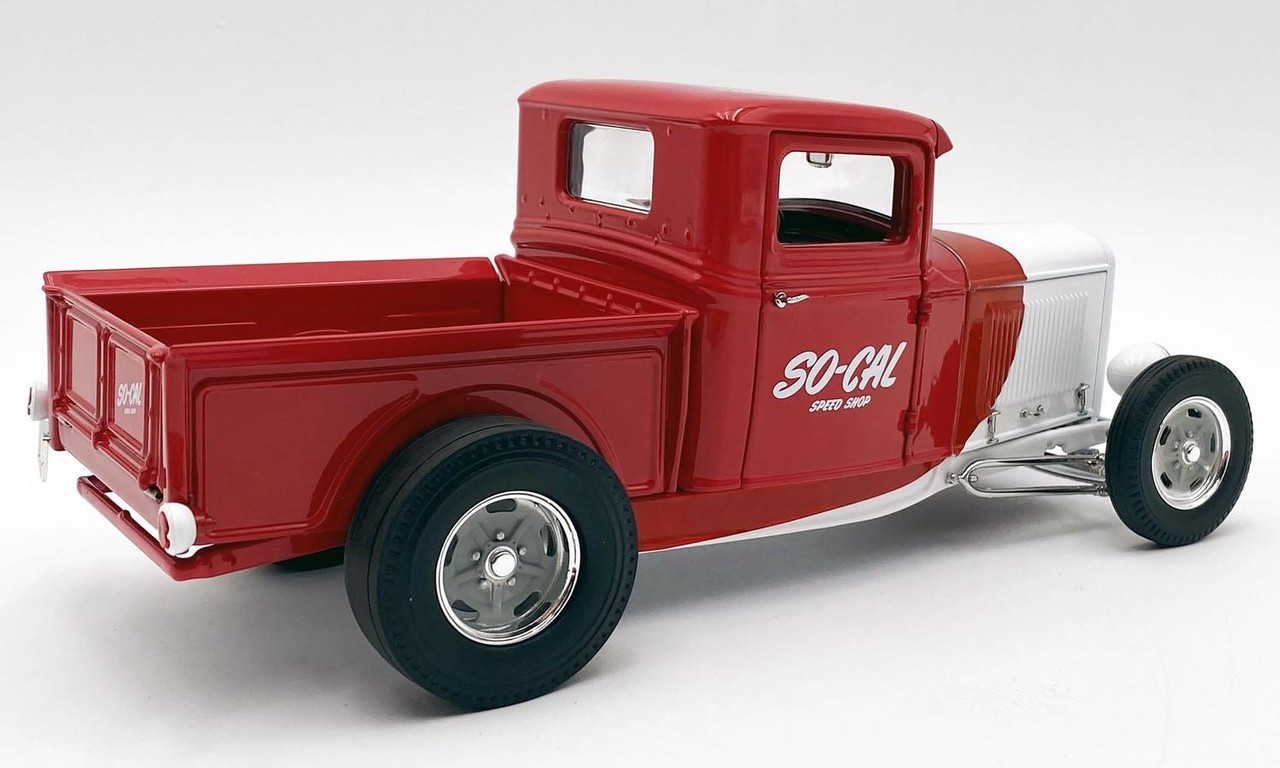 Acme 1:18 Scale 1932 Ford Truck So-Cal Speed Shop A1804107