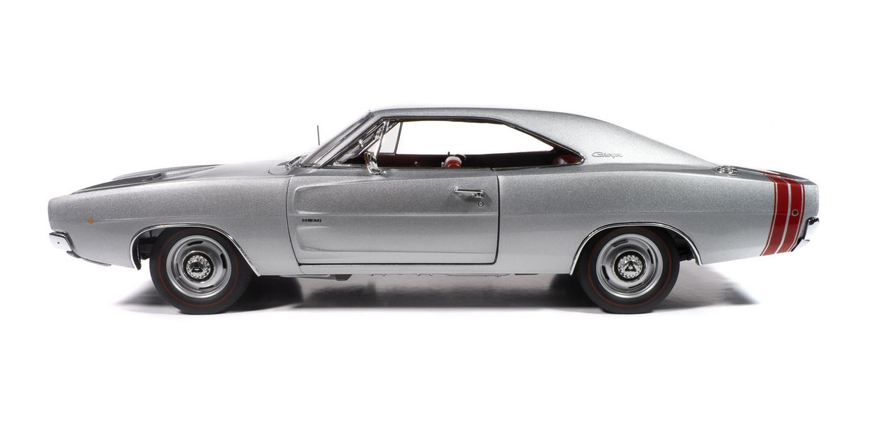 Auto World 1:18 Scale 1968 Dodge Charger R/T MCACN (AA1