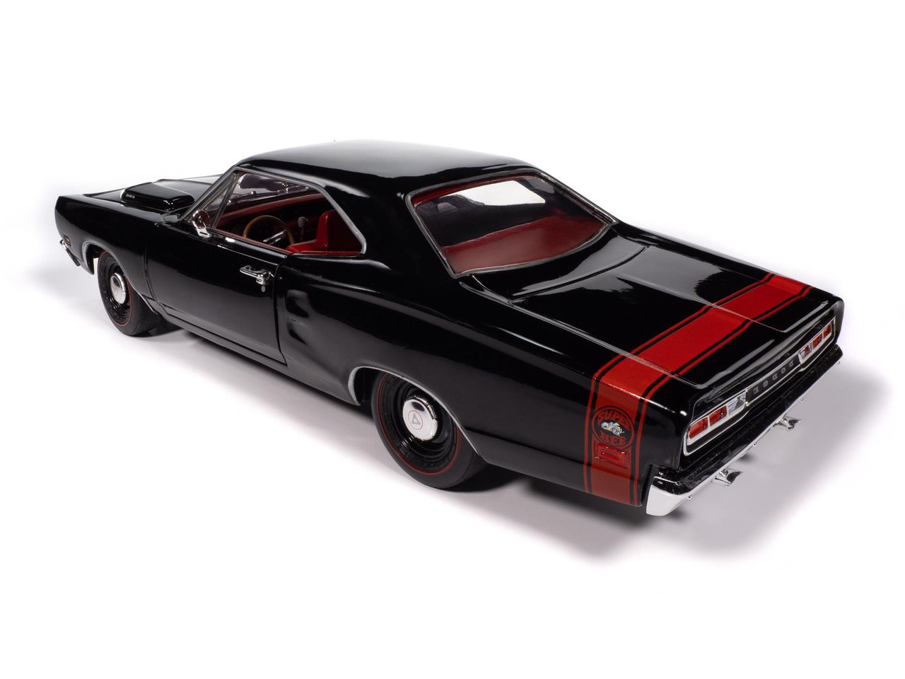 Auto World 1:18 Scale 1969 Dodge Coronet Super Bee MCACN (TX9