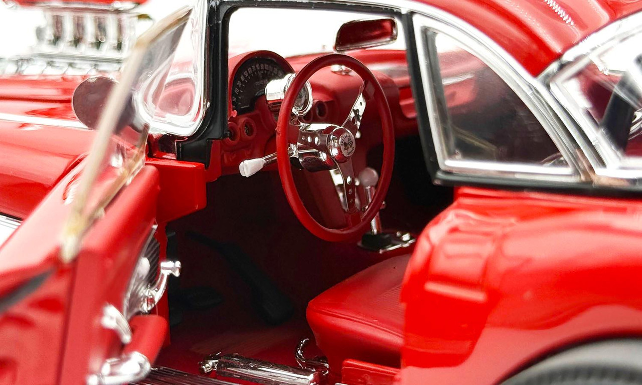 Acme 1:18 Scale 1961 Chevrolet Corvette Gasser (Red/White