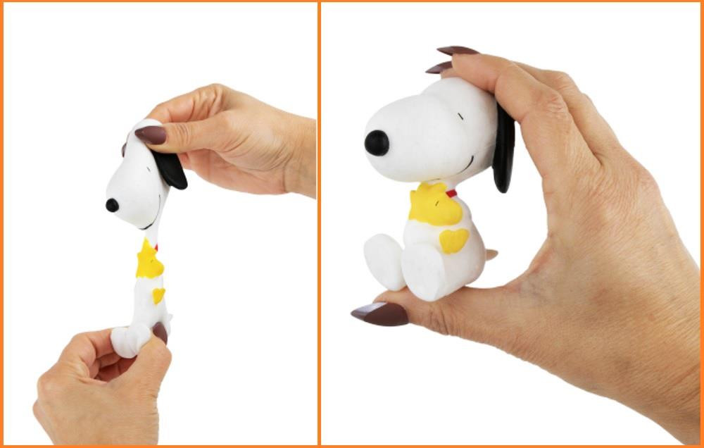 World's Smallest Peanuts Stretchies Snoopy & Woodstock 5323