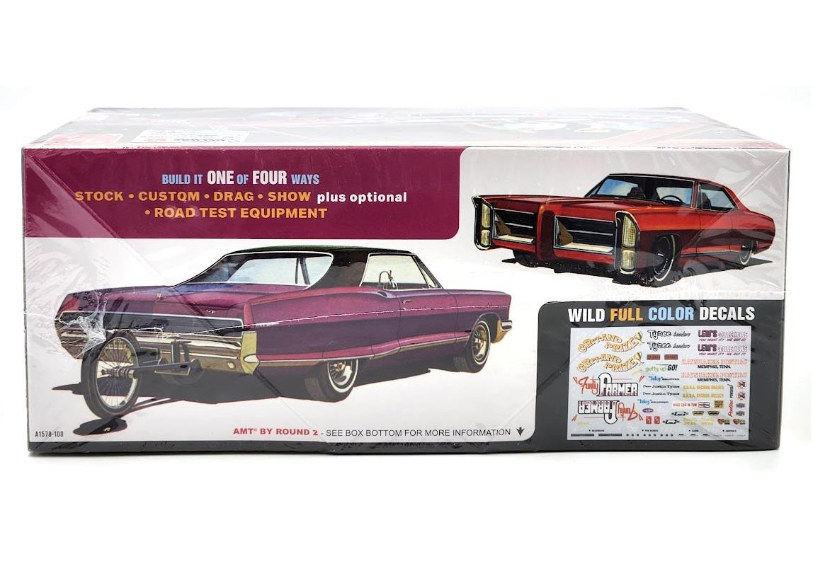 AMT 1:25 Scale 1965 Pontiac Grand Prix Show & Go Model Kit AMT1578