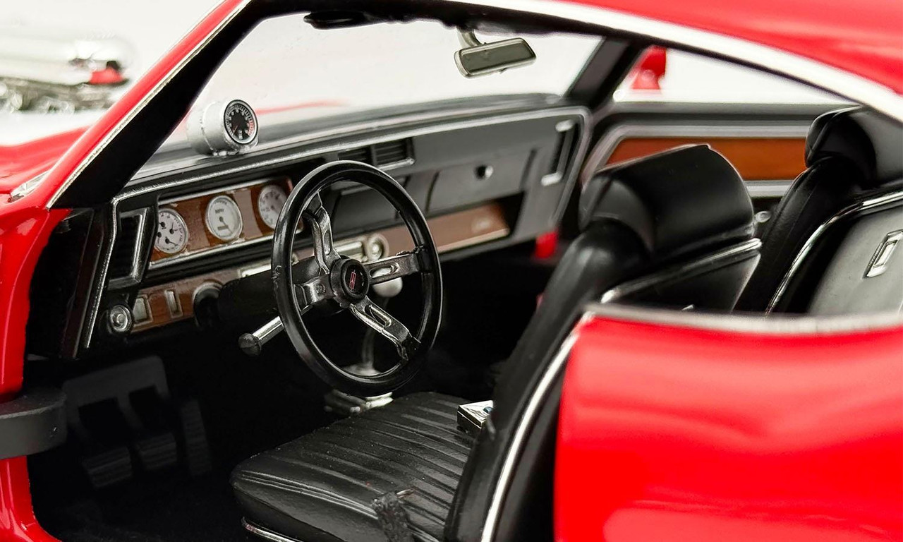 Acme 1:18 Scale 1970 Oldsmobile 442 W30 - W-Machine - Drag Outlaws