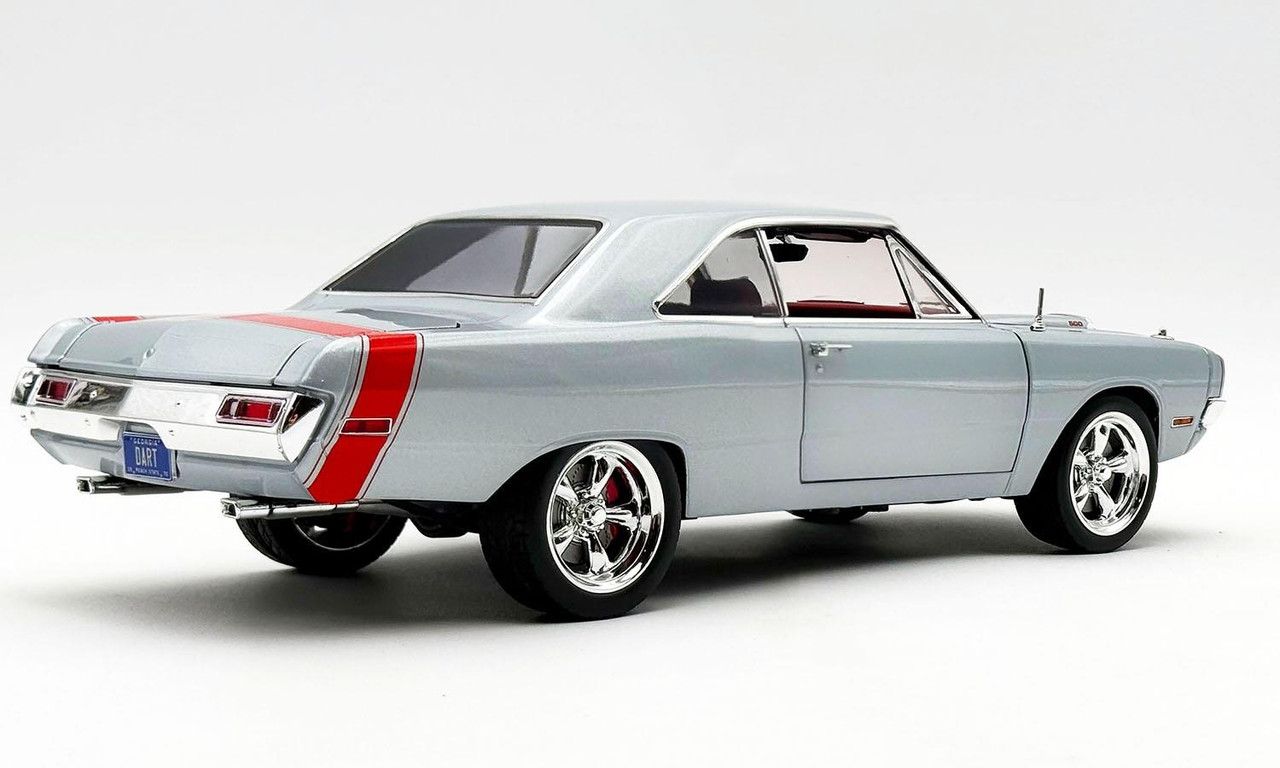Acme 1:18 Scale 1970 Dodge Dart 440 - Street Machine A1806412