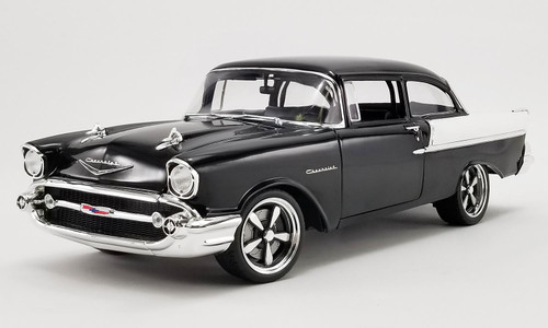 Acme 1:18 Scale 1957 Chevrolet 150 Restomod - Hourglass A1807012