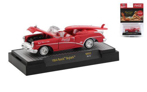 M2 Machines 1:64 Coca-Cola Bathing Beauties - 1954 Buick Skylark 