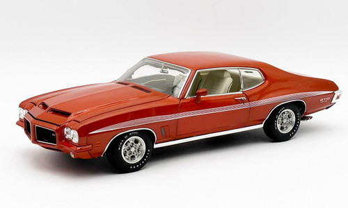 Acme 1:18 Scale 1966 Pontiac GTO Restomod (Yellow/Black) A1801219