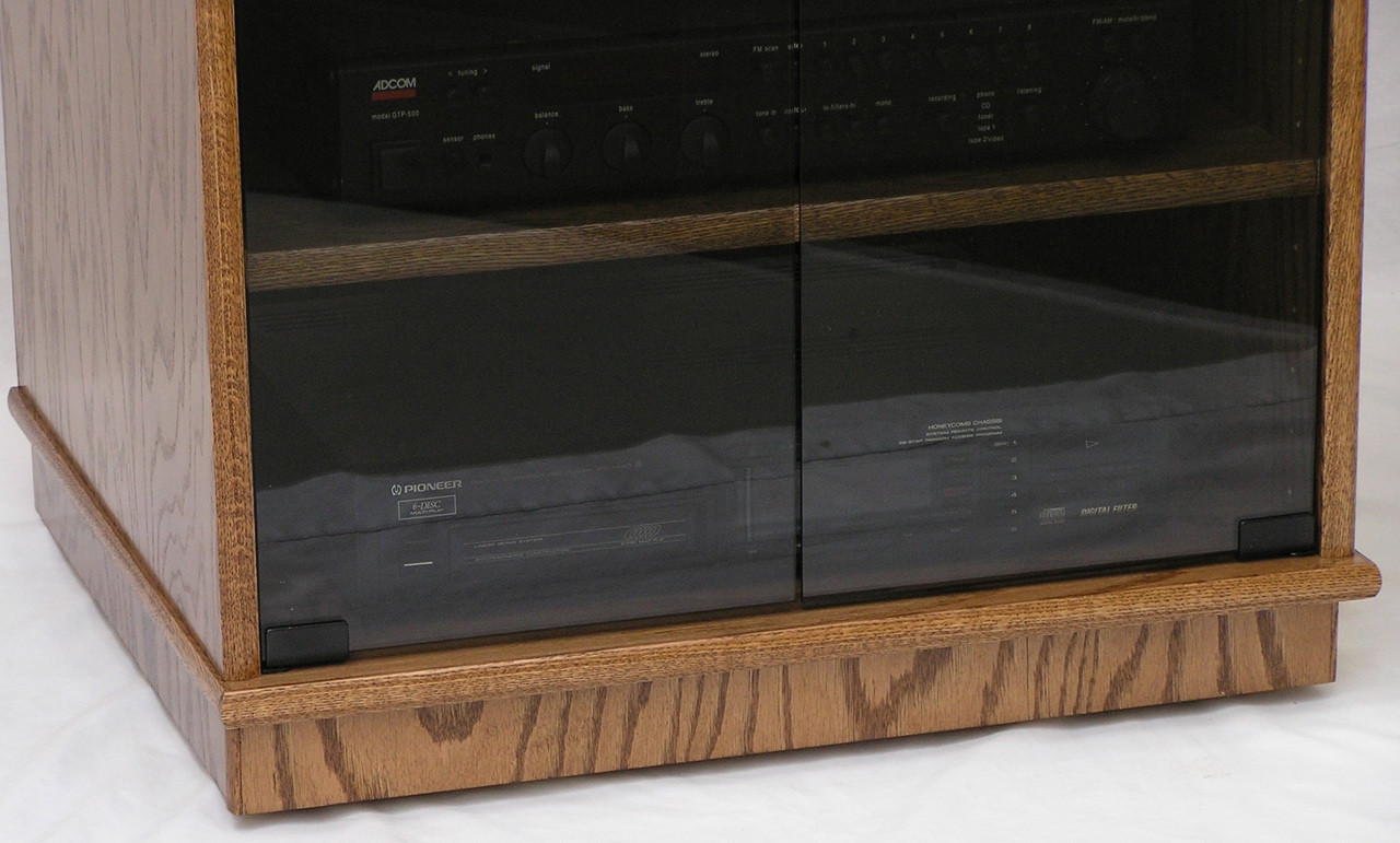 Stereo Rack w Glass Doors 27