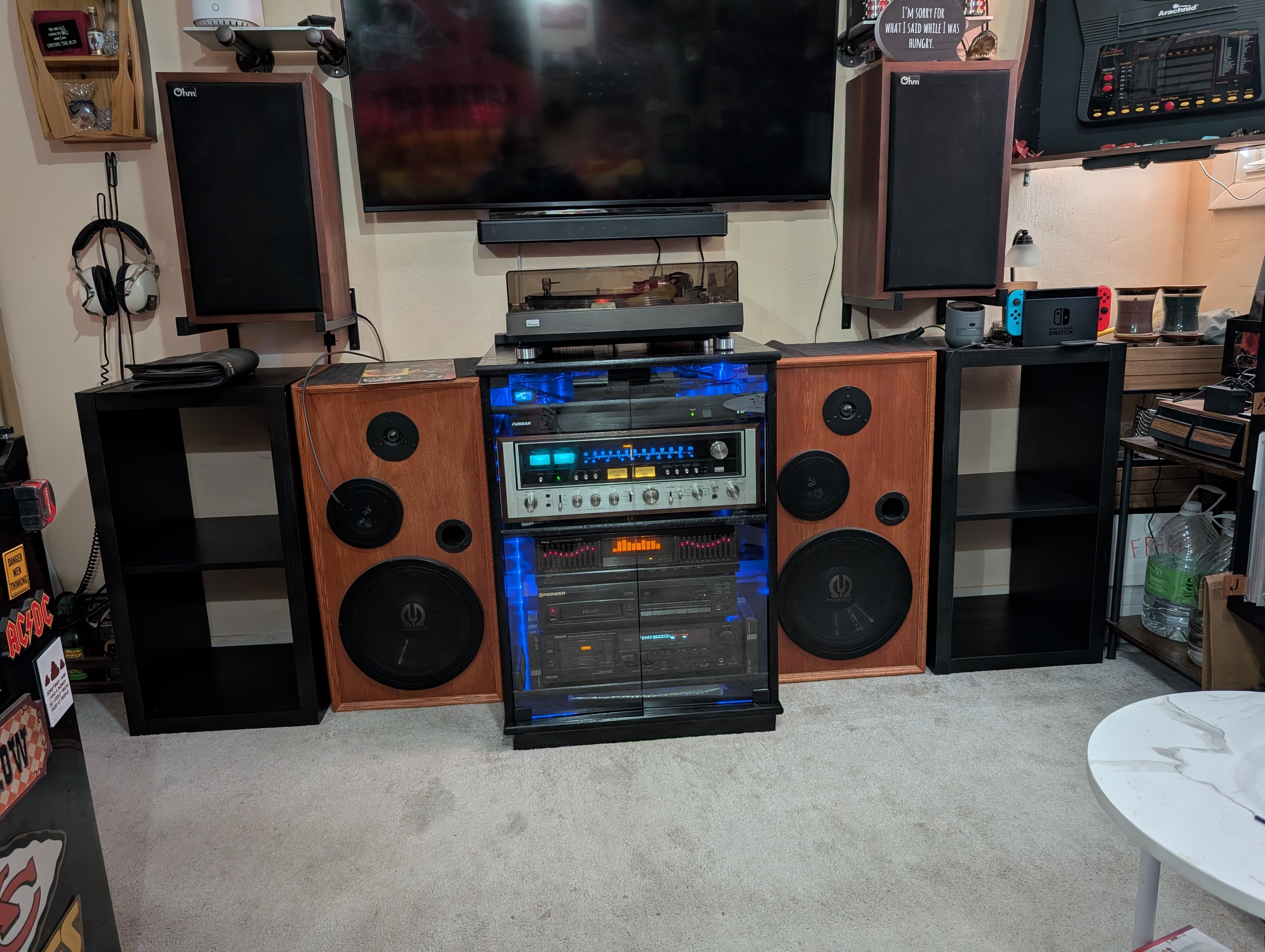 Full system SC2230 entertainment center in Black oak with clear glass doors Full system SC2230 entertainment center in Black oak with clear glass doors