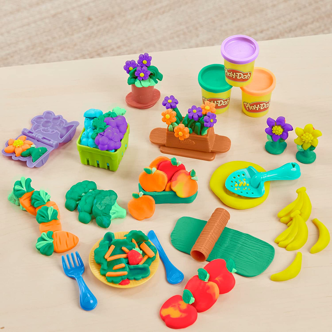 Play-Doh Grow Your Garden Toolset Play-Doh Grow Your Garden Toolset