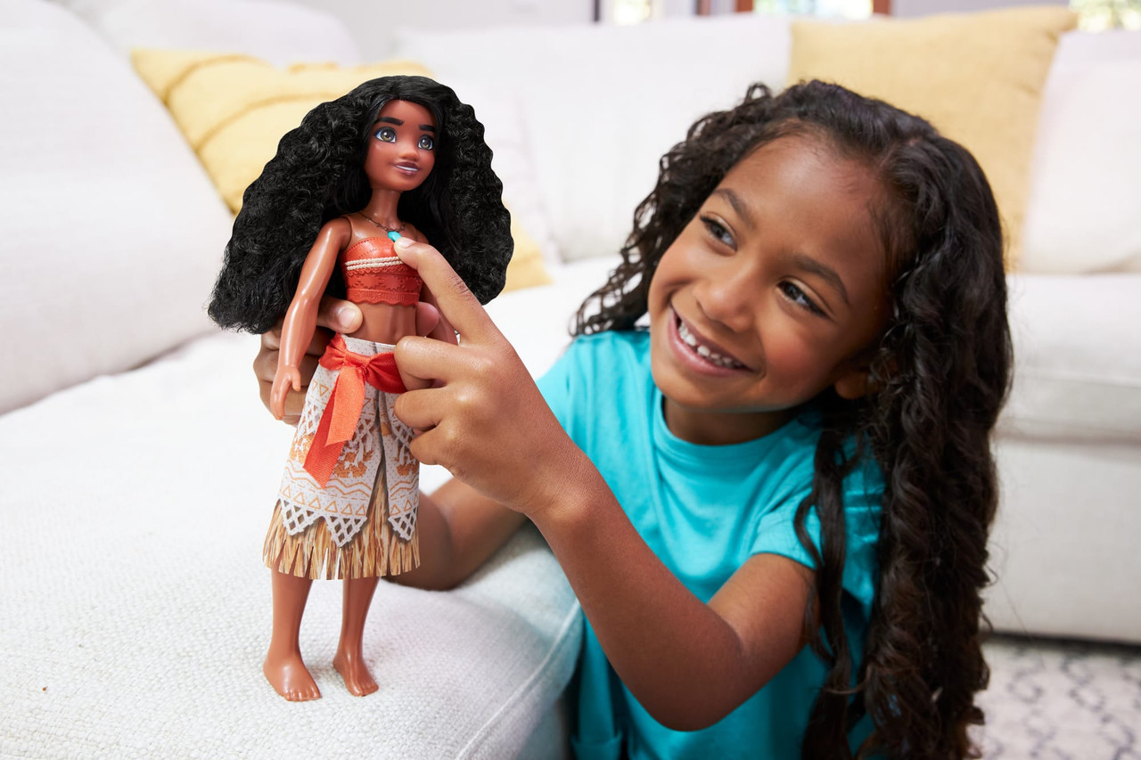 Disney Princess Singing Moana Doll Disney Princess Singing Moana Doll