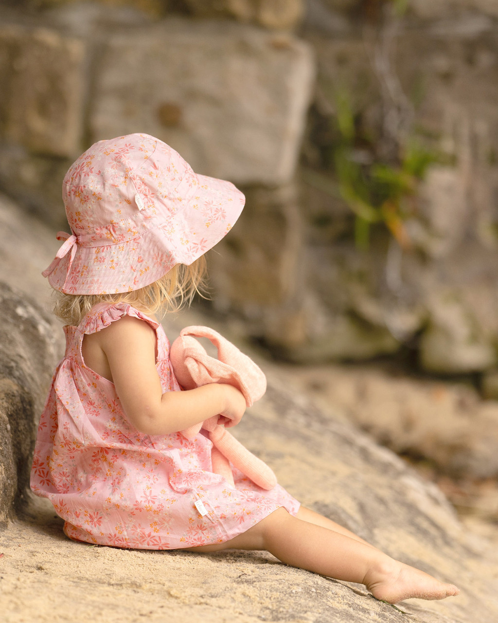 Toshi Bell Hat Athena Blossom - M