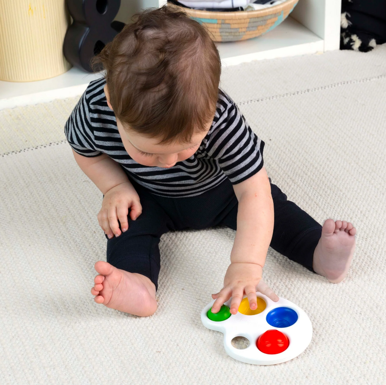 Baby Einstein Colour Pop Palette Sensory Toy Baby Einstein Colour Pop Palette Sensory Toy