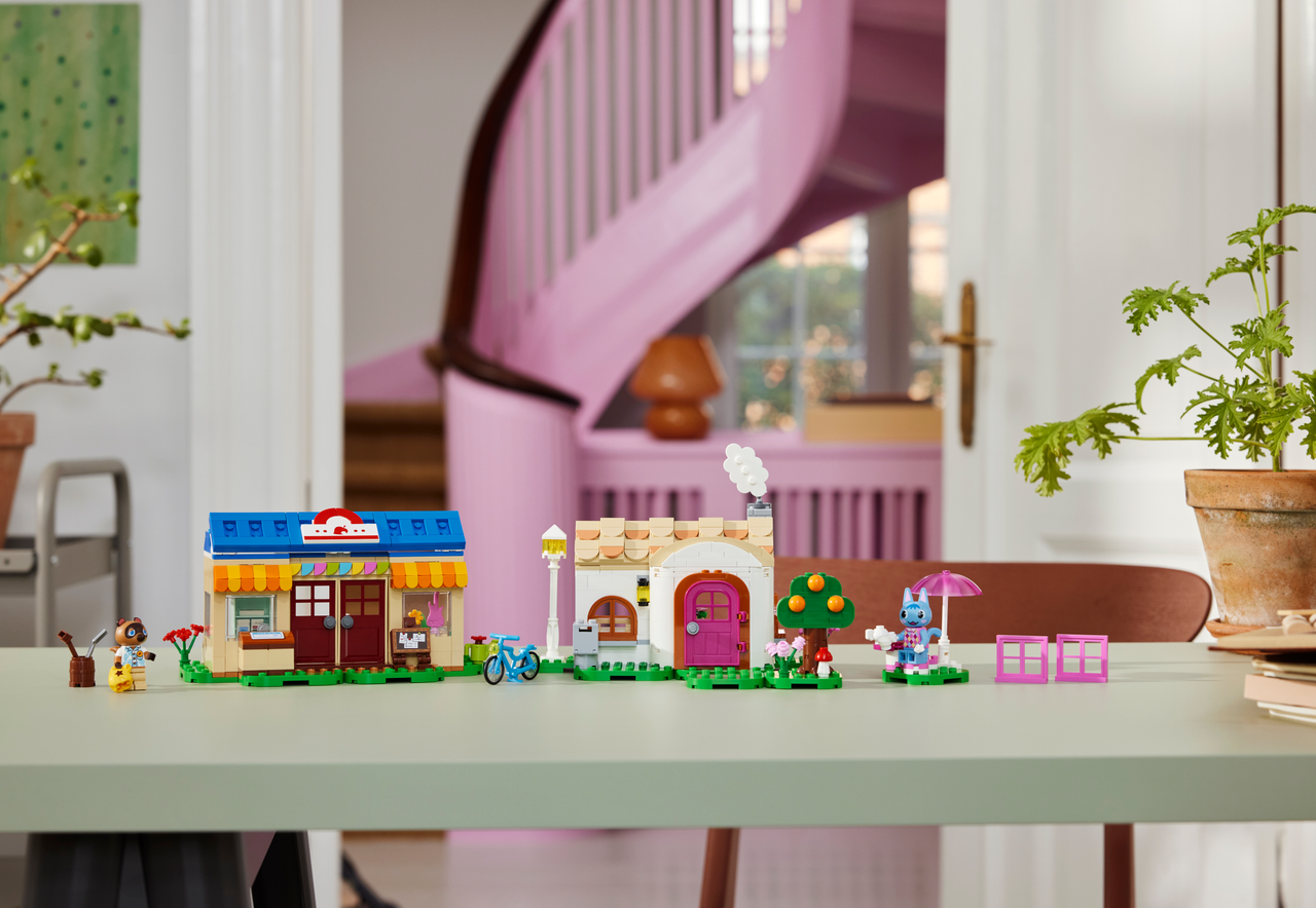 LEGO Nook's Cranny & Rosie's House 77050