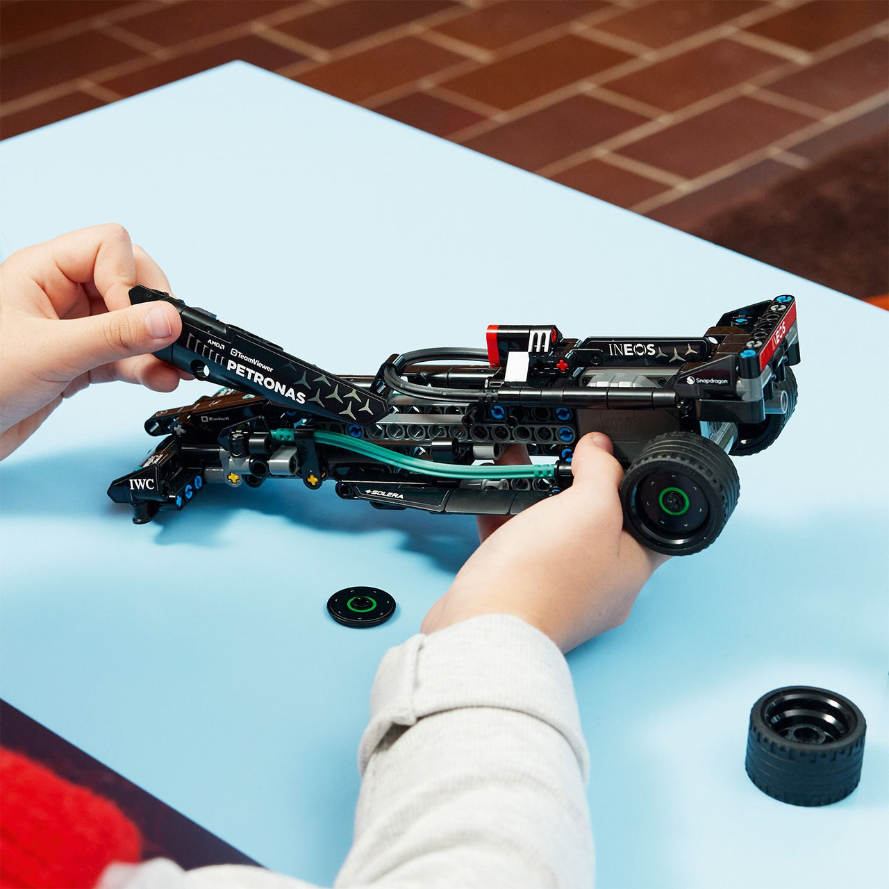LEGO Technic Mercedes-AMG F1 W14 E Performance Pull-Back 42165 LEGO Technic Mercedes-AMG F1 W14 E Performance Pull-Back 42165