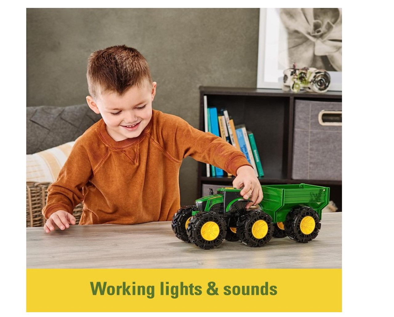 John Deere 20cm Monster Treads Tractor & Wagon John Deere 20cm Monster Treads Tractor & Wagon