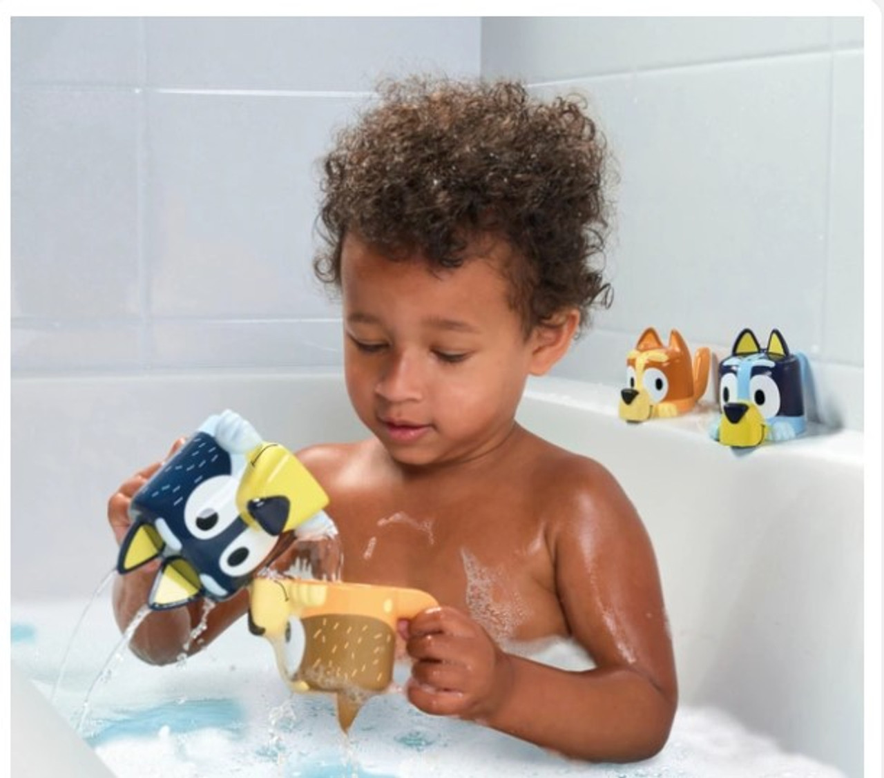 Tomy Bluey Family Pourers Bath Toy Tomy Bluey Family Pourers Bath Toy