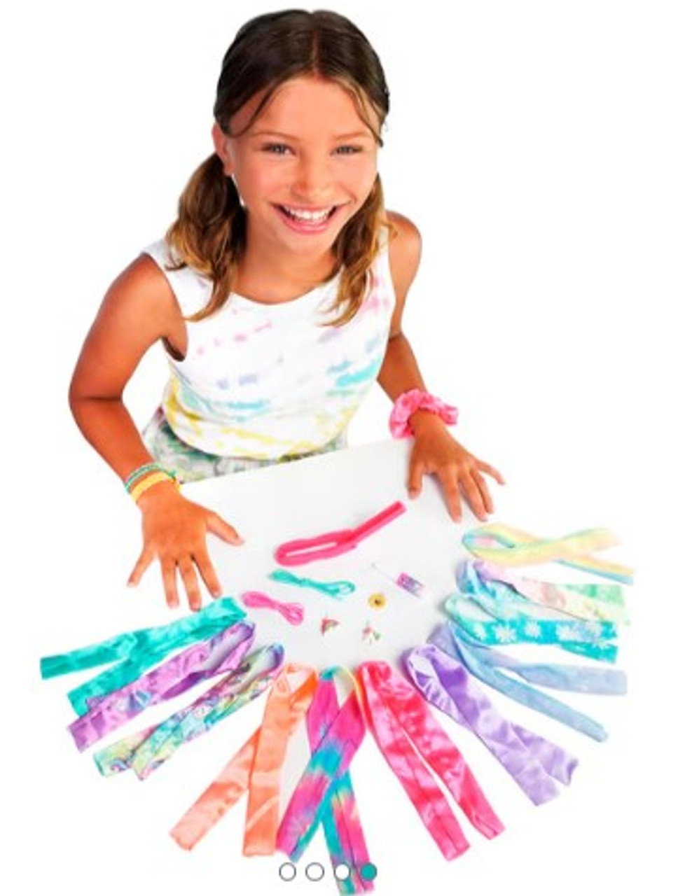 Activity Kings iLY Scruncheeze Loom Kit Activity Kings iLY Scruncheeze Loom Kit